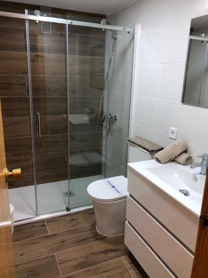 Alameda Apartment ฮากา ภายนอก รูปภาพ