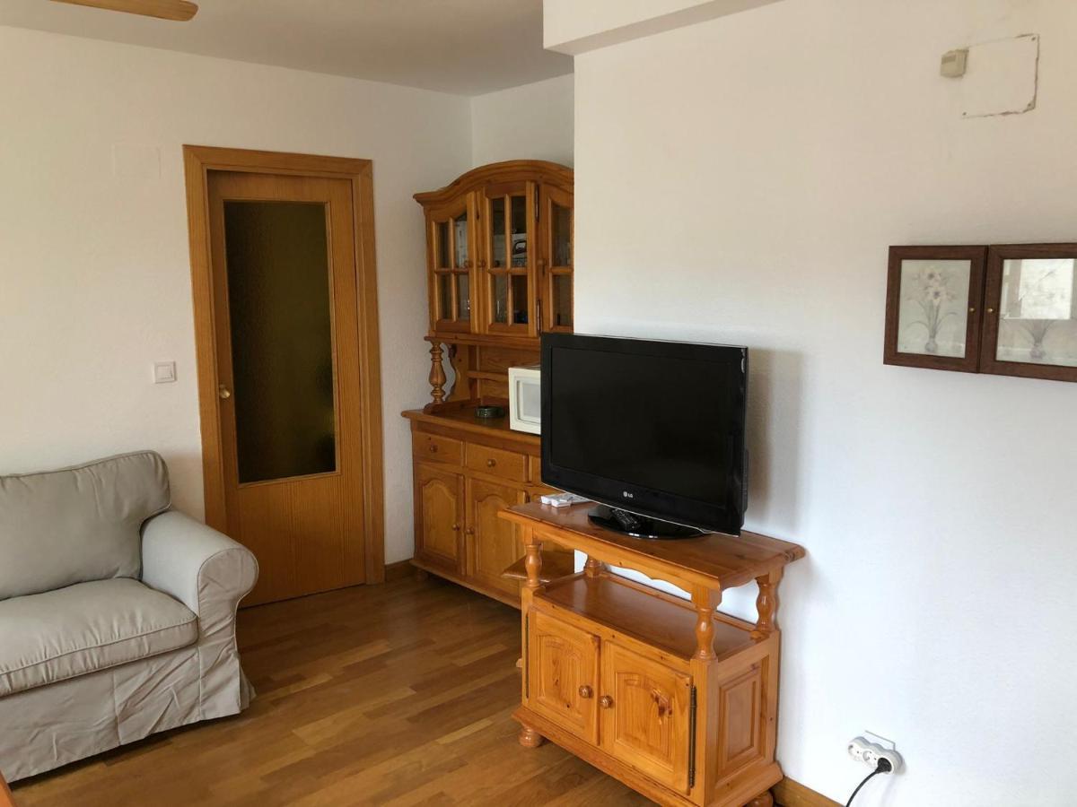 Alameda Apartment ฮากา ภายนอก รูปภาพ